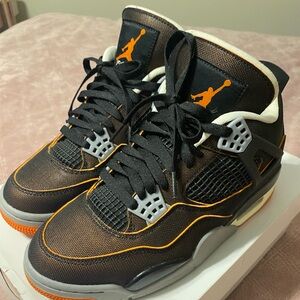 Air Jordan Retro 4s | Black-Starfish ✨🐅🧡🖤